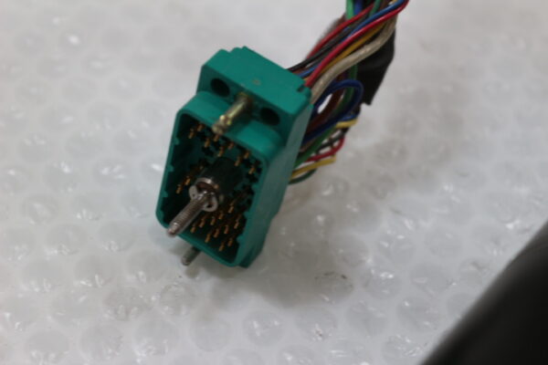 6251 Pacific Scientific R33GENA-HS-LB-NV-00 Brushless Servo Motor - Image 2
