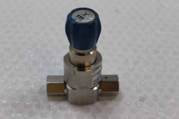 6299 Veriflo SQMICRO302PFSFF, 45200183 2-Way Valve - Image 2