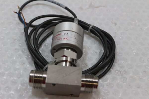6373 Fujikin O.P. 0.34~0.69MPa, 096317 Diaphragm Valve