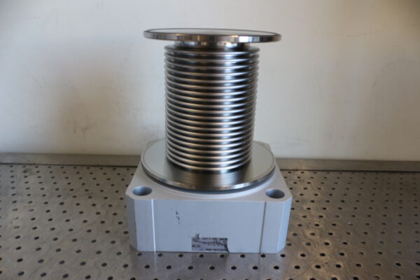 6499 SMC XLA-16DA-M9BA, 0090-01100 High Vacuum Valve Assy.