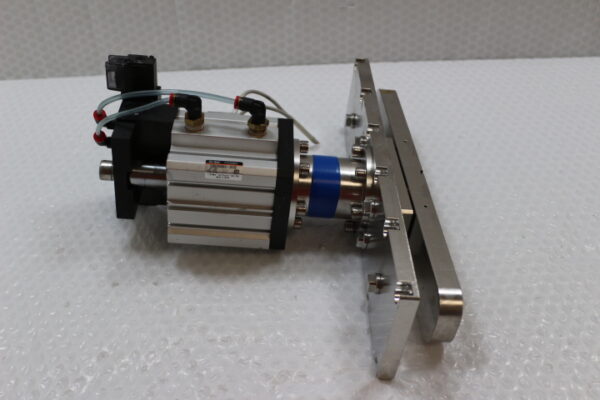 6537 SMC CDQ2WB63-25DC Compact Cylinder