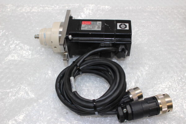 6845 Sanyo Denki P50B05020DXSAJM P5 BL Super AC Servo Motor